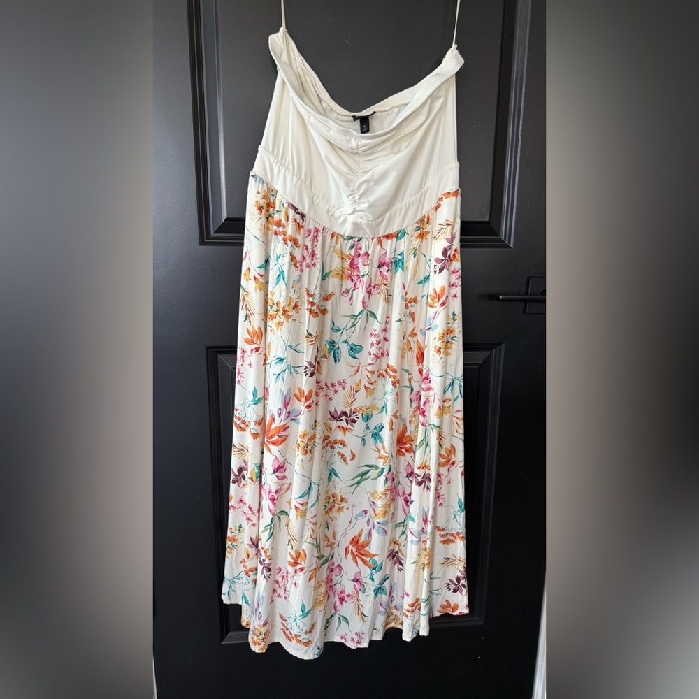 Torrid Cream Floral Strapless Maxi Dress